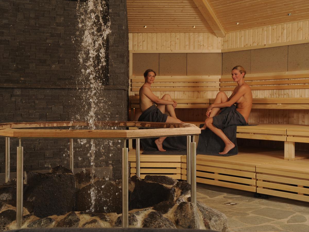 Monte Mare Sauna-Spa-Sports-Hotel Andernach Buitenkant foto